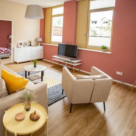 Eckhof Domizil - Grosszuegige Ferienwohnung Mit Kleinem Garten In Der Altstadt Von 고타 외부 사진