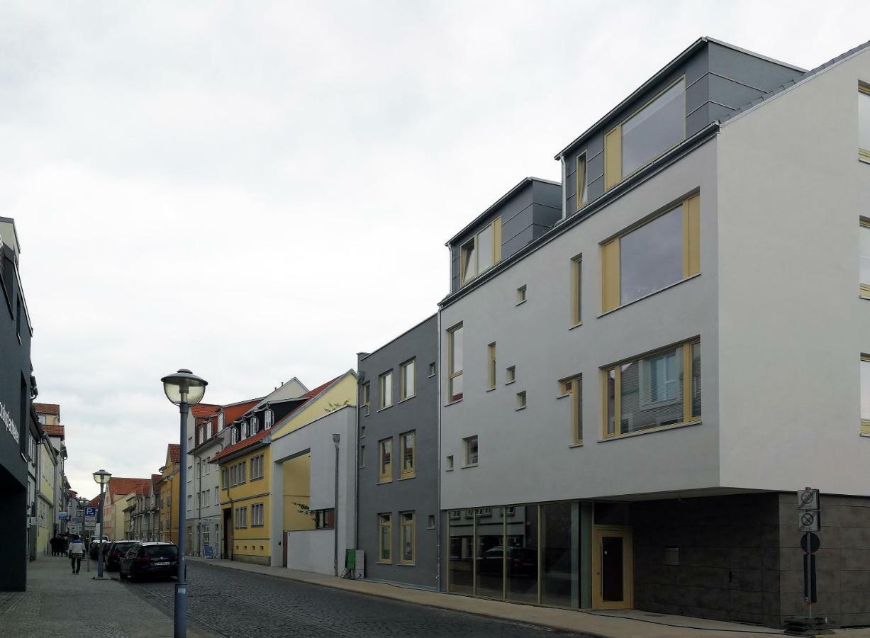 Eckhof Domizil - Grosszuegige Ferienwohnung Mit Kleinem Garten In Der Altstadt Von 고타 외부 사진