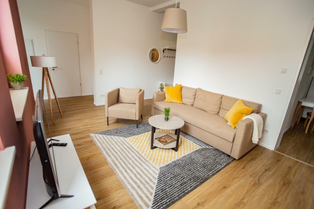 Eckhof Domizil - Grosszuegige Ferienwohnung Mit Kleinem Garten In Der Altstadt Von 고타 외부 사진
